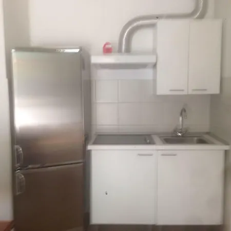 Logonovo 2000 بيت للعطل *